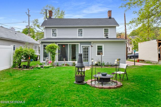 33 Kossman Street, East Brunswick, NJ 08816