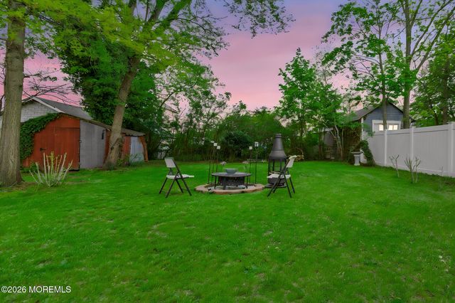 33 Kossman Street, East Brunswick, NJ 08816