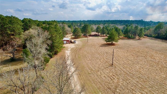 6161 County Road 3385, Lovelady, TX 75851