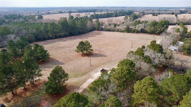 6161 County Road 3385, Lovelady, TX 75851