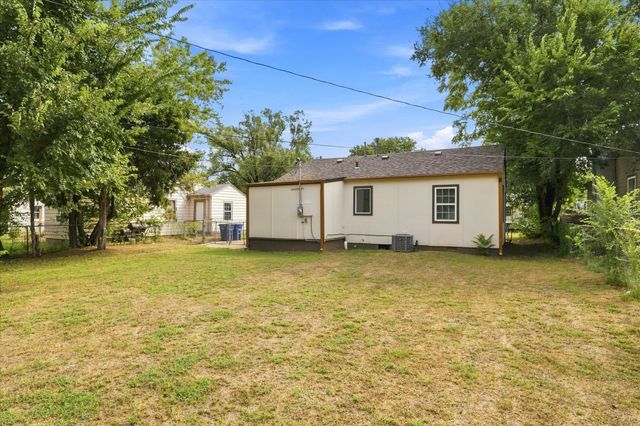 1112 S 53rd West Avenue, Tulsa, OK 74127