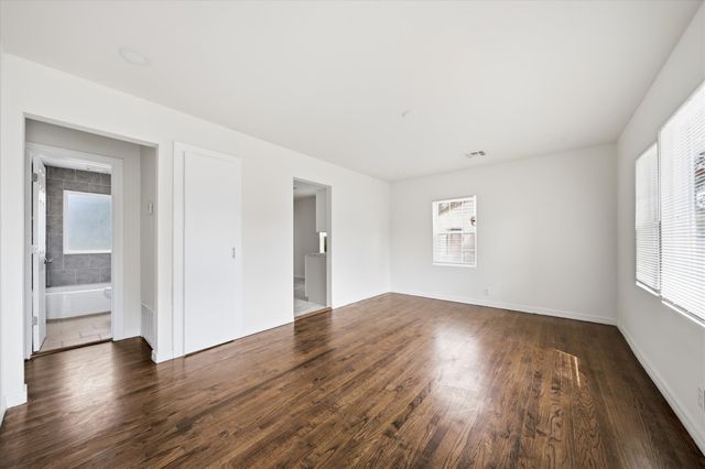 1112 S 53rd West Avenue, Tulsa, OK 74127