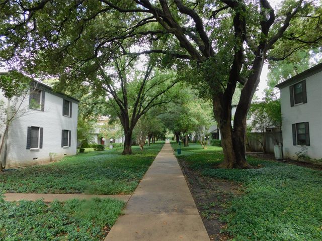 4906 N Hall Street, Dallas, TX 75235