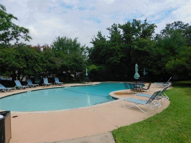 4906 N Hall Street, Dallas, TX 75235