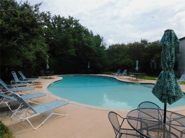 4906 N Hall Street, Dallas, TX 75235