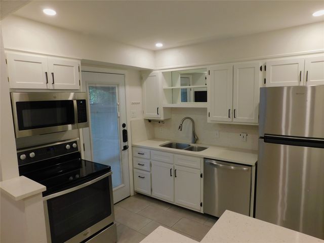 4906 N Hall Street, Dallas, TX 75235