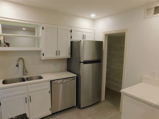 4906 N Hall Street, Dallas, TX 75235