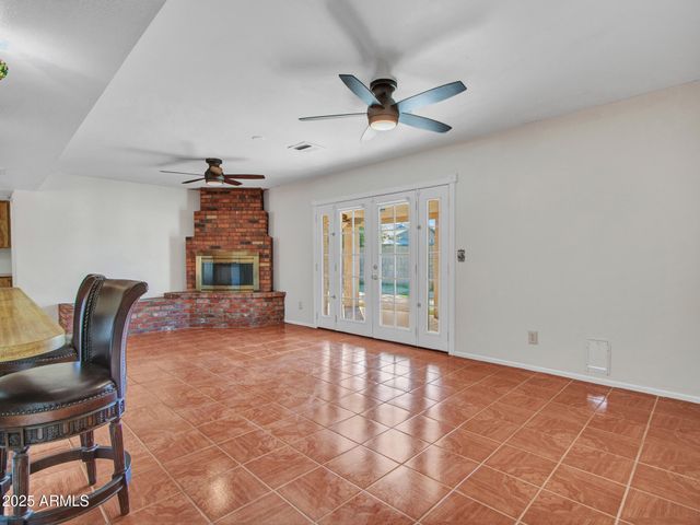 5541 W CROCUS Drive, Glendale, AZ 85306