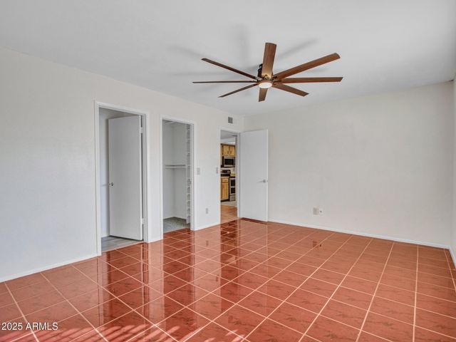 5541 W CROCUS Drive, Glendale, AZ 85306