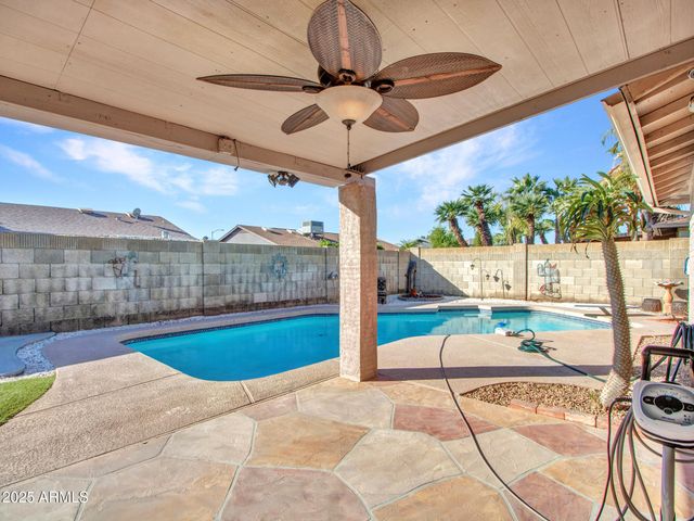 5541 W CROCUS Drive, Glendale, AZ 85306