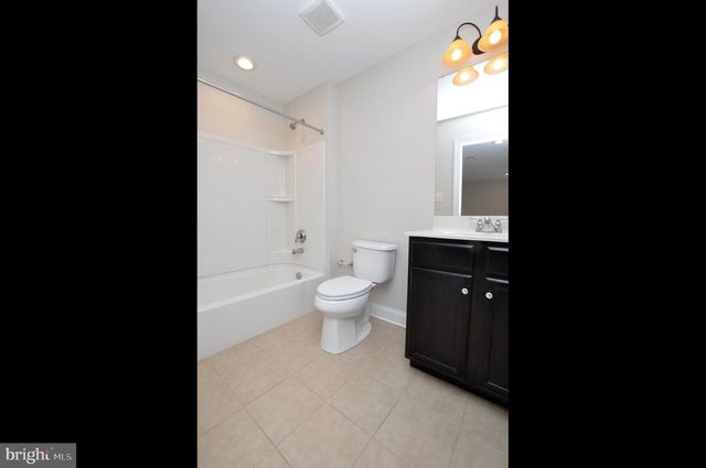 65 BINSTED DR, Medford, NJ 08055