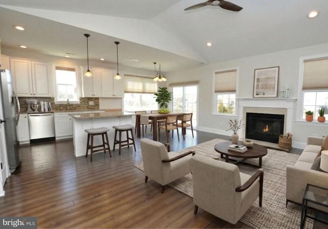 65 BINSTED DR, Medford, NJ 08055