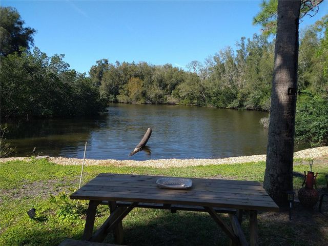 5325 TARRY LANE, New Port Richey, FL 34652