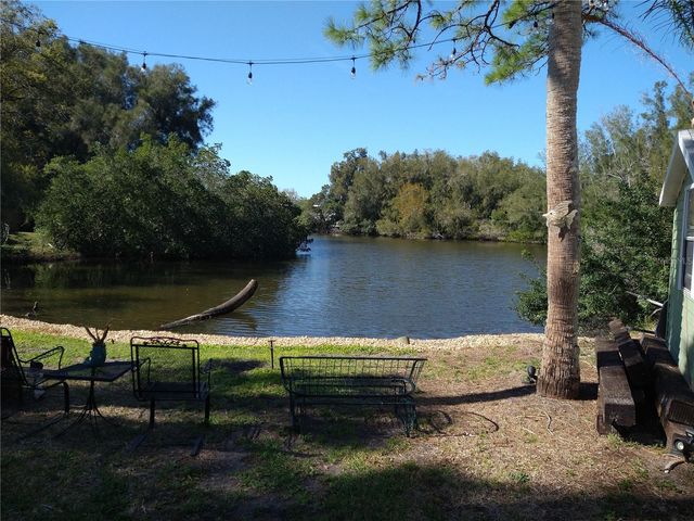 5325 TARRY LANE, New Port Richey, FL 34652