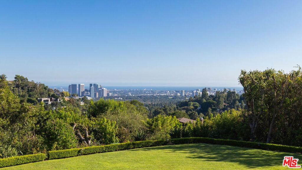 1672 Waynecrest Drive, Beverly Hills, CA 90210 — photo 5