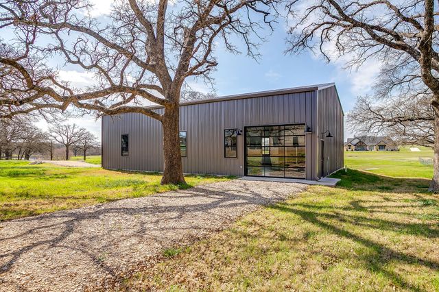 2001 Pinetree Post, Weatherford, TX 76087