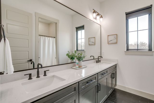 2001 Pinetree Post, Weatherford, TX 76087