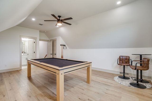 2001 Pinetree Post, Weatherford, TX 76087