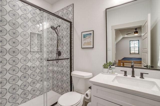 2001 Pinetree Post, Weatherford, TX 76087