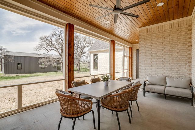 2001 Pinetree Post, Weatherford, TX 76087