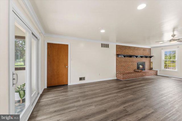2611 ALVEY DR, Haymarket, VA 20169