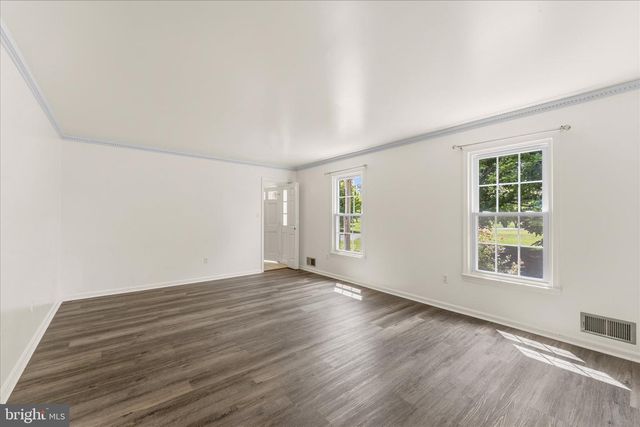 2611 ALVEY DR, Haymarket, VA 20169