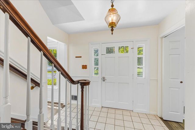 2611 ALVEY DR, Haymarket, VA 20169