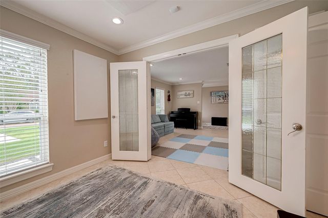 2123 Rosefield Drive, Houston, TX 77080