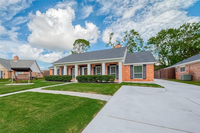 2123 Rosefield Drive, Houston, TX 77080