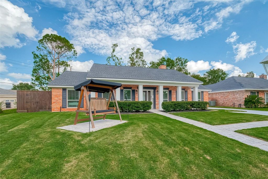 2123 Rosefield Drive, Houston, TX 77080