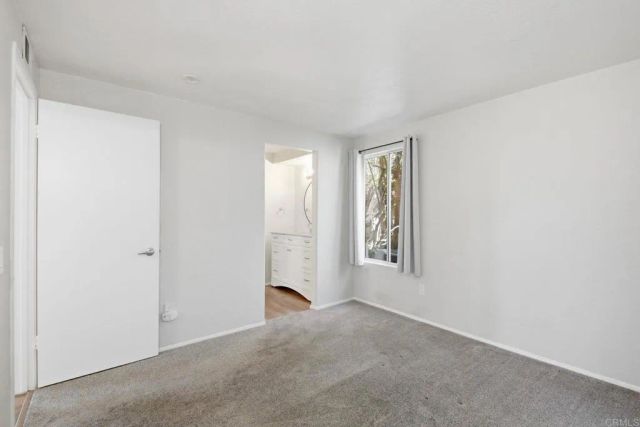 7400 Altiva Place, Carlsbad, CA 92009