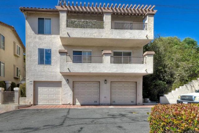 7400 Altiva Place, Carlsbad, CA 92009