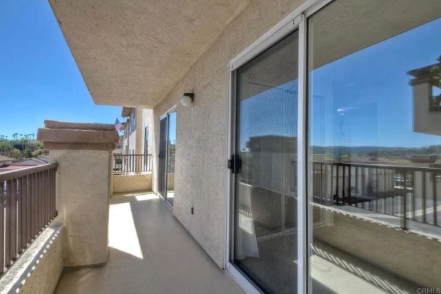7400 Altiva Place, Carlsbad, CA 92009