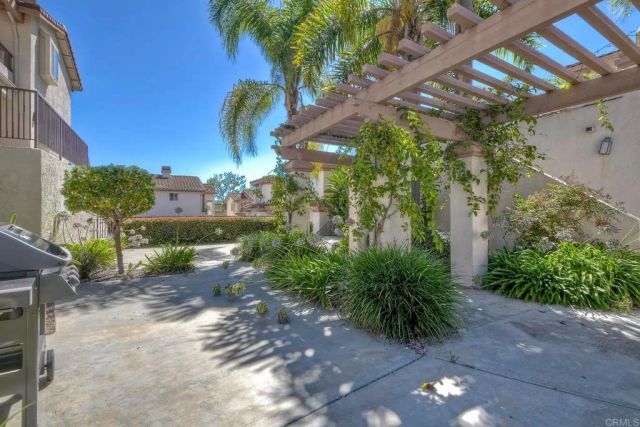 7400 Altiva Place, Carlsbad, CA 92009