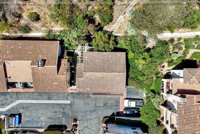 7400 Altiva Place, Carlsbad, CA 92009