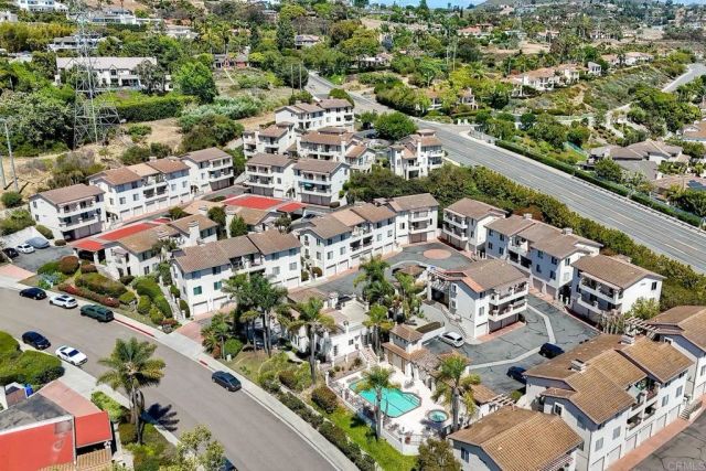 7400 Altiva Place, Carlsbad, CA 92009