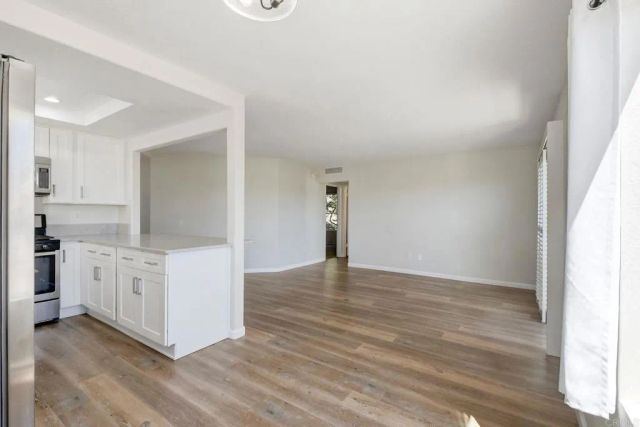 7400 Altiva Place, Carlsbad, CA 92009