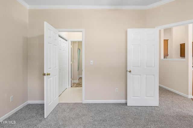 242 Main St Village Drive, Jonesborough, TN 37659