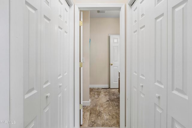 242 Main St Village Drive, Jonesborough, TN 37659
