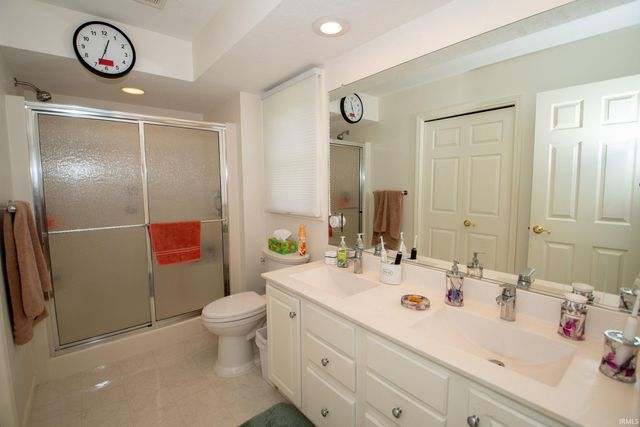 1671 Brookstone Court, Elkhart, IN 46514