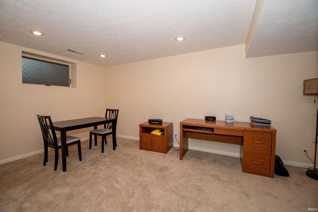 1671 Brookstone Court, Elkhart, IN 46514