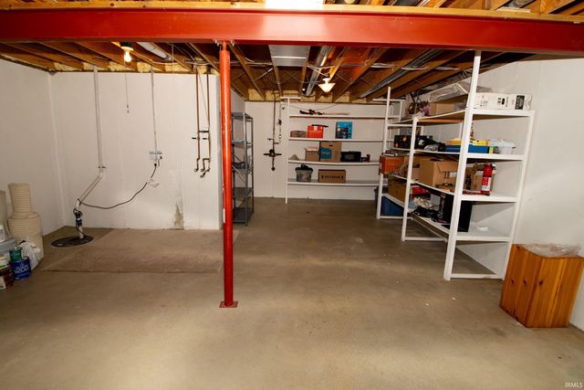 1671 Brookstone Court, Elkhart, IN 46514