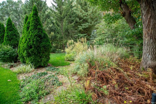 1671 Brookstone Court, Elkhart, IN 46514