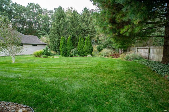 1671 Brookstone Court, Elkhart, IN 46514