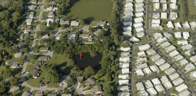 ALGERIA COURT, Bradenton, FL 34207