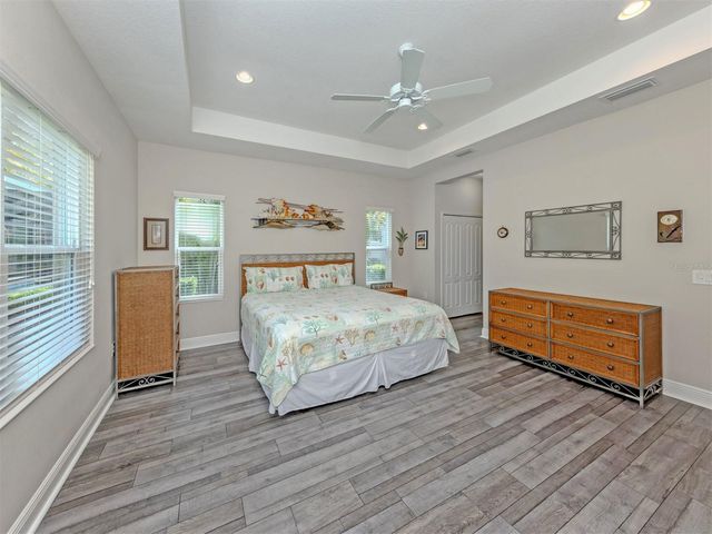 12240 STUART DRIVE, Venice, FL 34293