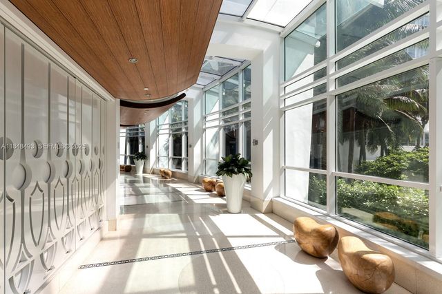 4391 Collins Avenue 1605, Miami Beach, FL 33140
