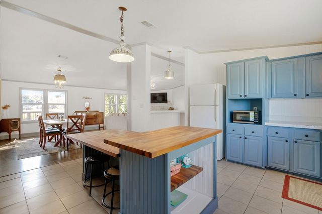 5357 Chief Court, Granbury, TX 76048