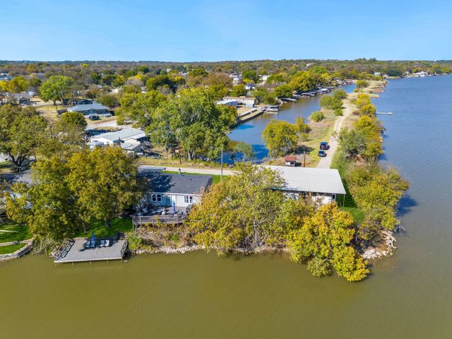 5357 Chief Court, Granbury, TX 76048