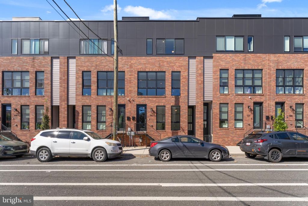 662 N 13TH ST, PHILADELPHIA, PA 19123 — photo 2